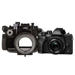 Olympus OM-D E-M10 Mark IV in a AOI waterproof housing